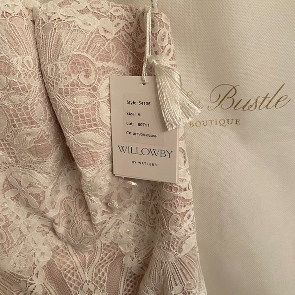 BRAND NEW (Unaltered) Willowby Cadah Wedding Gown - Picture 9 of 12